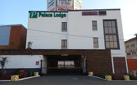 Palace Lodge Sea Cow Lake